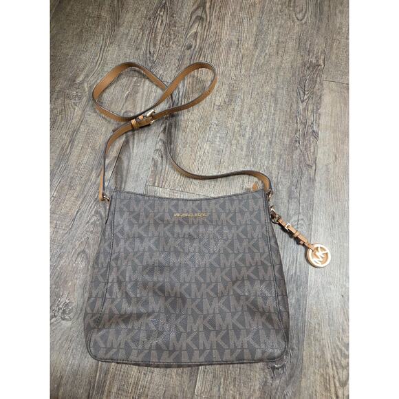 Michael Kors Jet Set Large Messenger Bag Crossbody MK Signature Brown Purse - Picture 1 of 7